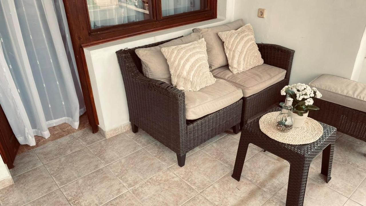 Hotel Къща За Гости Загорски à Kalofer Extérieur photo